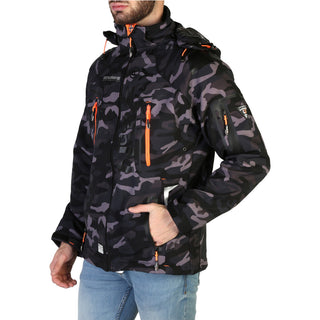 Geographical Norway - Techno-camo_man