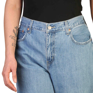 Classic Levi's Logo Jeans