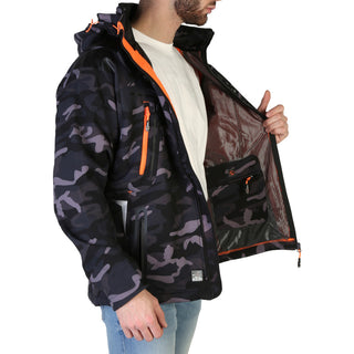 Geographical Norway - Techno-camo_man