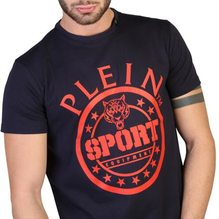 Be unique: Plein Sport man t-shirt with original logo prints